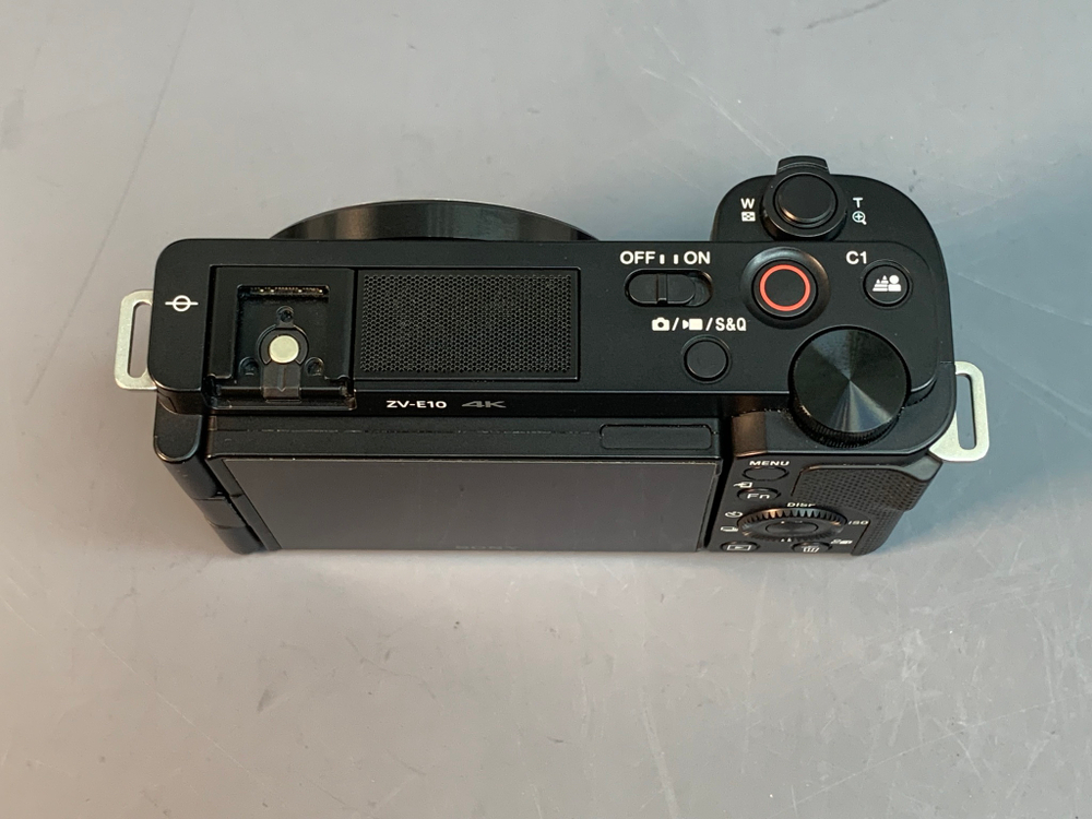 Sony ZV-E10 Kit 16-50mm 850 кадров