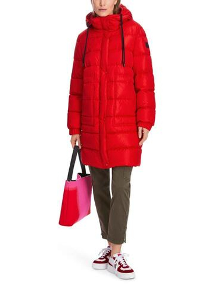 Marc Cain Пуховик стеганый с капюшоном
