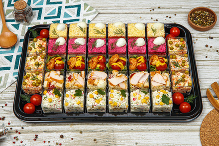 Платтер Застольных Салатов в кубе