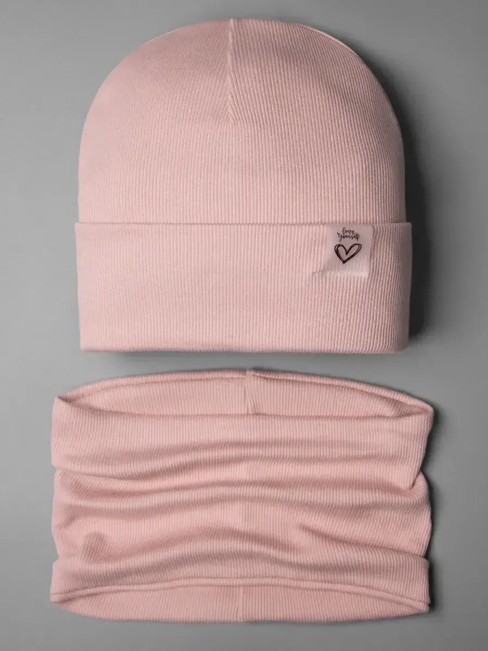 Шапка для девочки на осень