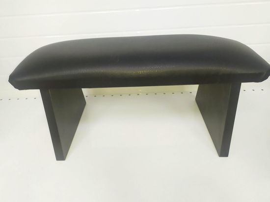 Подставка под руки клиента, белая.