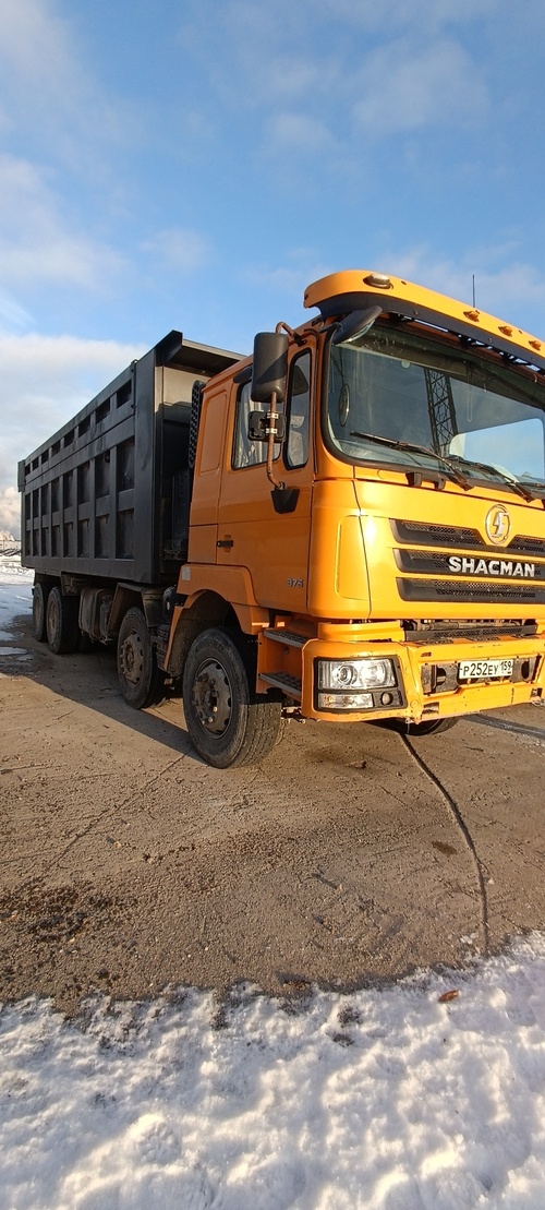 Shacman (Shaanxi) SX* 8x4 Самосвал SX3318DT366 (Дизельный, 11,6 л, 375 л.с., МТ)
