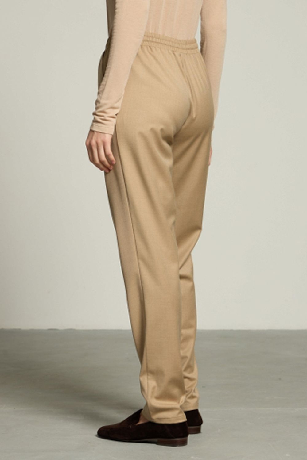 Брюки Чинос на резинке бежевые смесовая шерсть