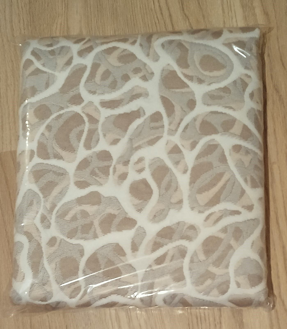 Покрывало жаккардовое двухстороннее Нежность 81-18 белый, беж, серый 2.0 (180х200)