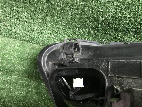 Битая Фара правая BMW X1 F48 (2015-2019) LED