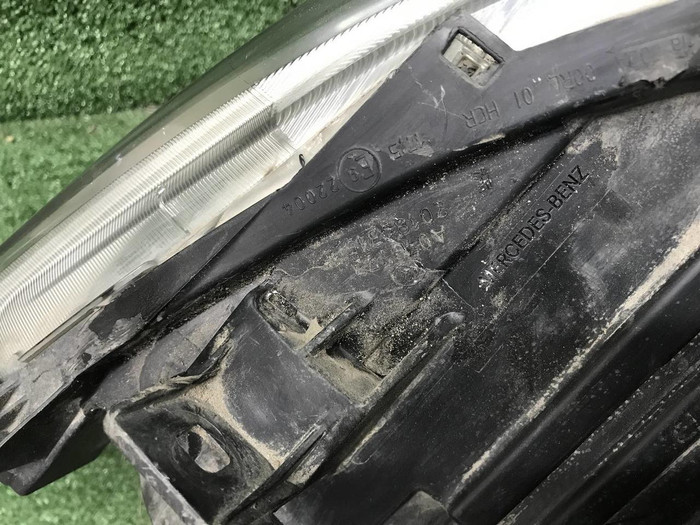 Фара левая Mercedes Sprinter W910 (19-нв) галоген