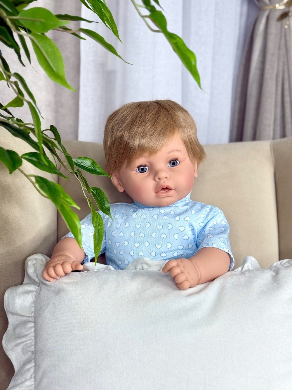 Кукла Berbesa мягконабивная 62см Dulzon (8033S)