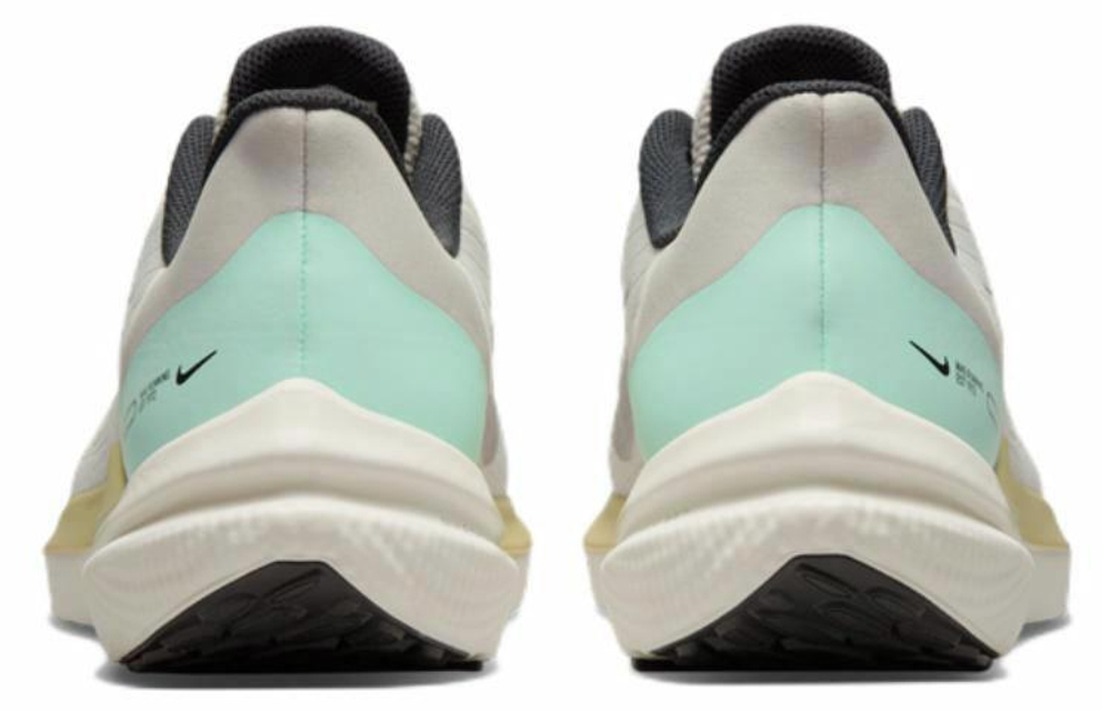 Кроссовки Nike Zoom Winflo 9