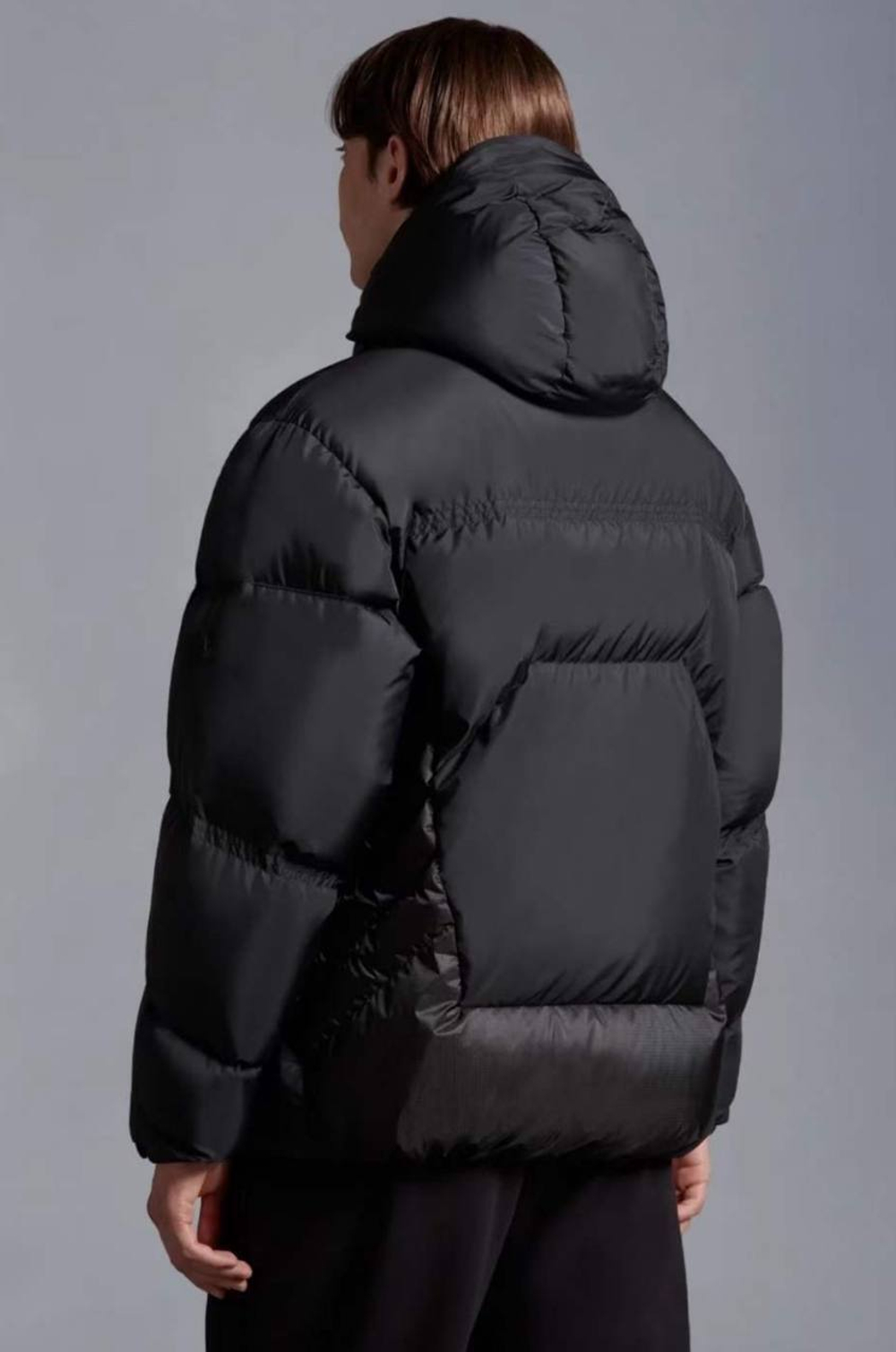 Пуховик Moncler