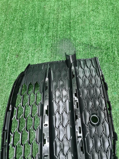 Решетка перед. бампера Mercedes GLE V167 18-24 AMG
