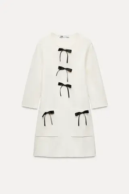 ZARA КОРОТКОЕ ТРИКОТАЖНОЕ ПЛАТЬЕ С БАНТАМИ, БЕЛЫЙ