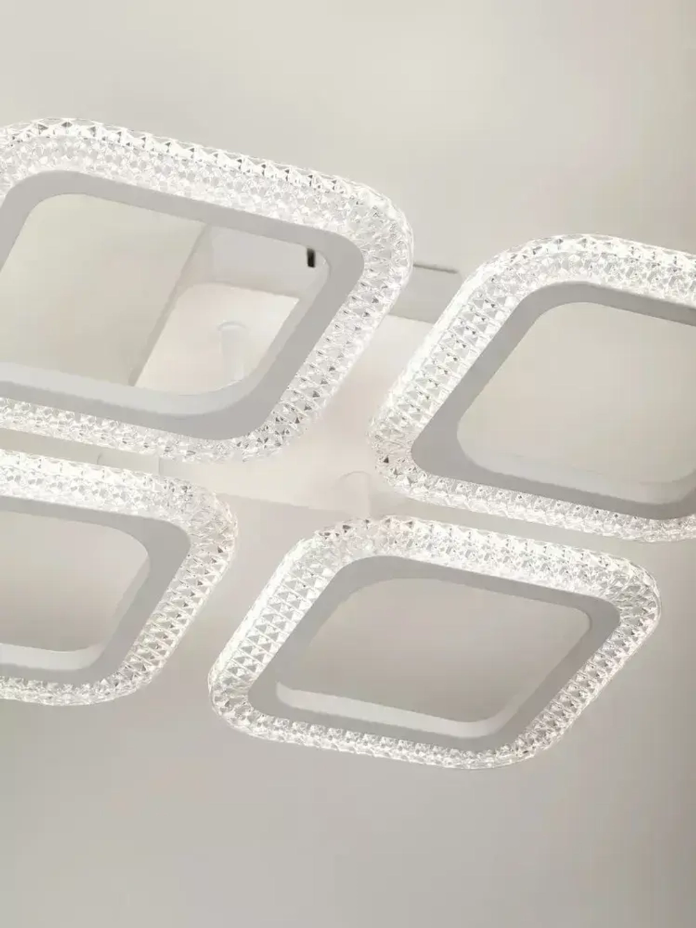 Люстра потолочная светодиодная с пультом ДУ Rivoli белая 64 Вт LED 2800К - 6200К, светильник на кухню, в детскую, в спальню