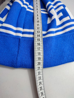 Шапка и шарф яркие