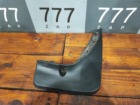 Брызговик передний правый Mazda CX-5 1 (KE) 11-17 Б/У Оригинал BKA0139