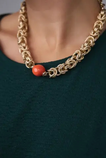 Колье Византия с коралловым жемчугом Майорка, оттенок золото