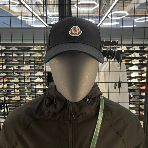 Кепка Moncler black