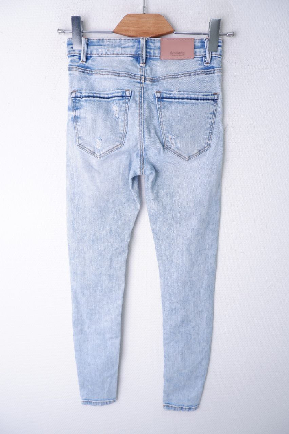 Джинсы Stradivarius зауженные 38 размер