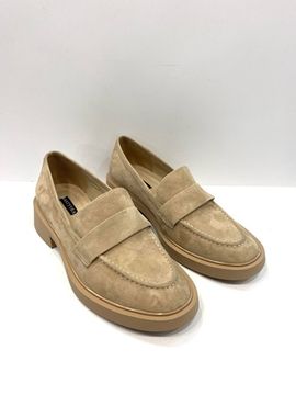 Лоферы женские