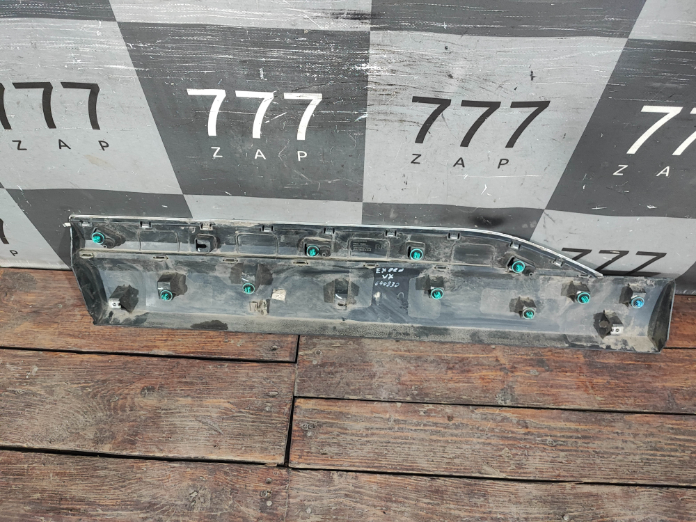 Накладка двери задней правой Exeed VX 21-нв Б/У Оригинал 609000322AADQJ