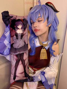 Мини дакимакура Марин Китагава из Эта фарфоровая кукла влюбилась арт. M0970, 60х20 см