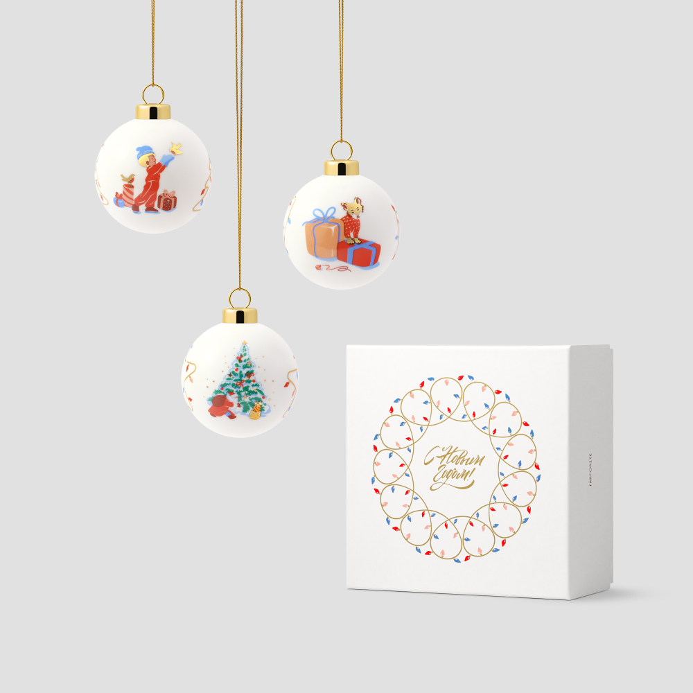Набор из 3 елочных шаров Farforite «Новогодний сюжет» в подарочной коробке