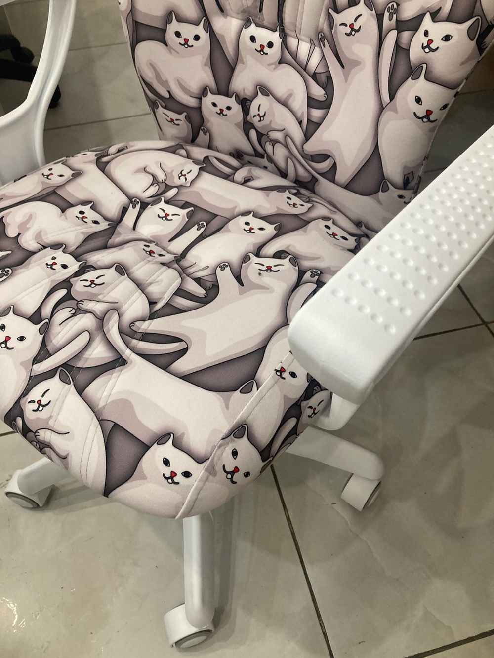 Кресло Варна (К) бел м Котофей сер п Гольф