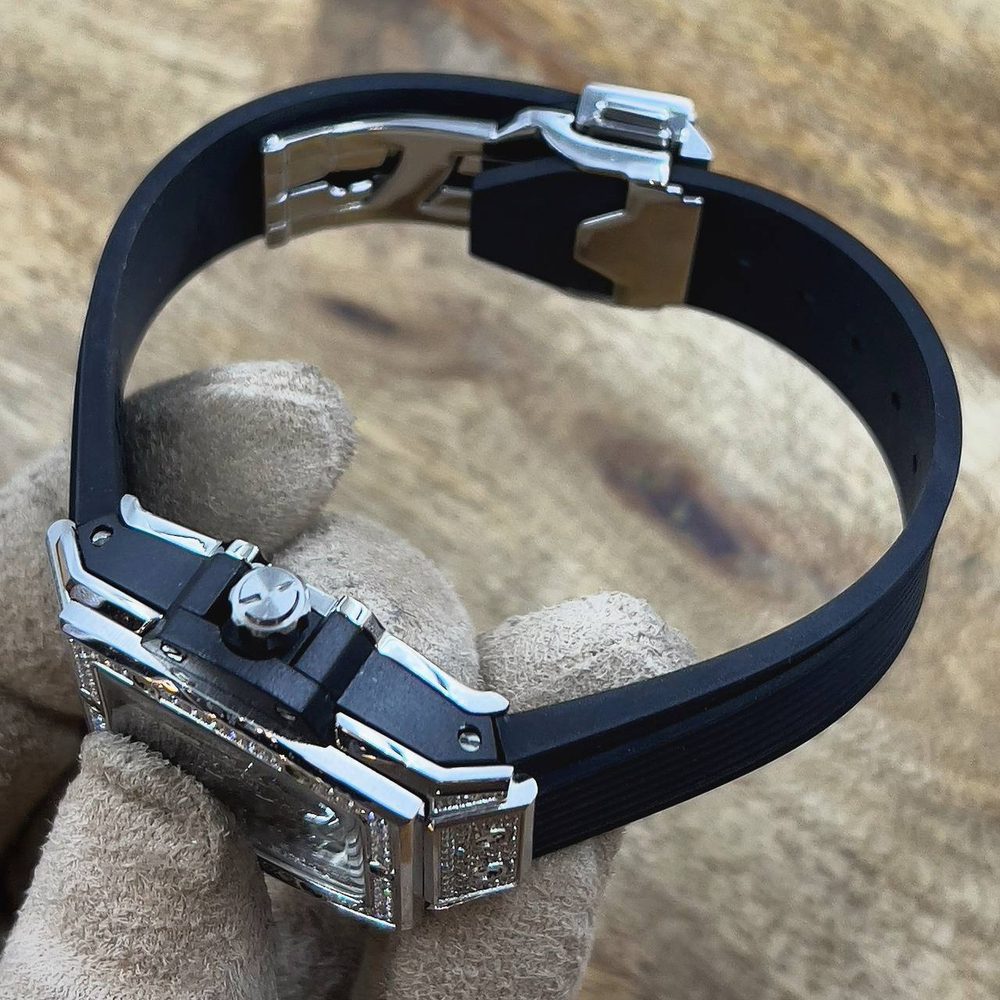 Часы Hublot