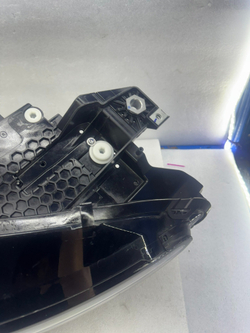 LED фара передняя оригинальная Leapmotor C10