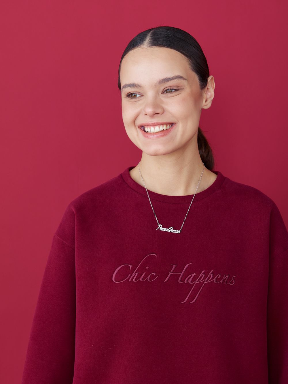 СВИТШОТ CHIC HAPPENS BORDO