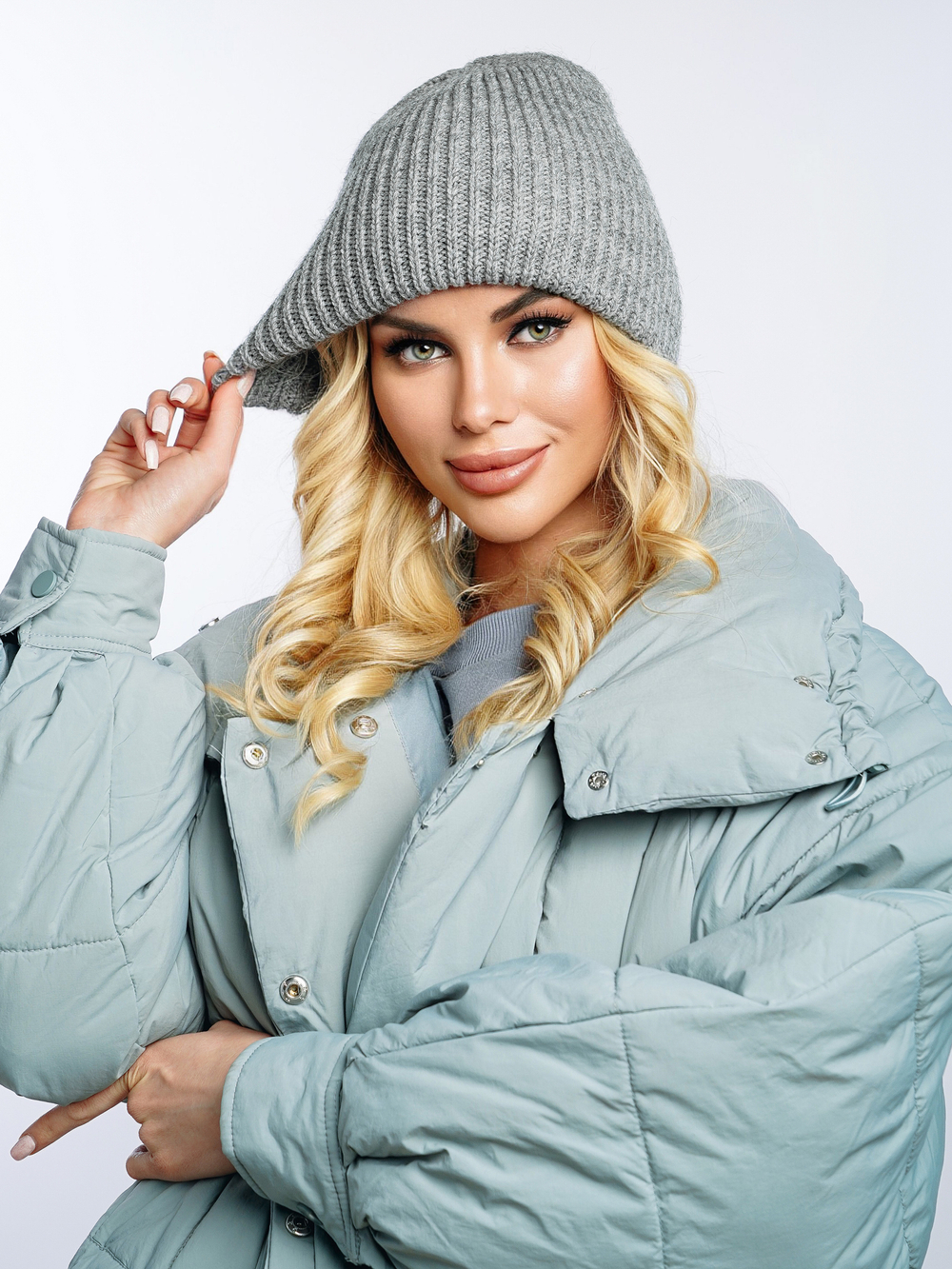 Шапка вязаная "Fishka" Светло-серый