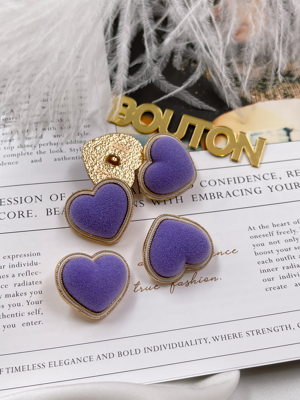 Пуговицы Сердечки бархатные фиолетовые