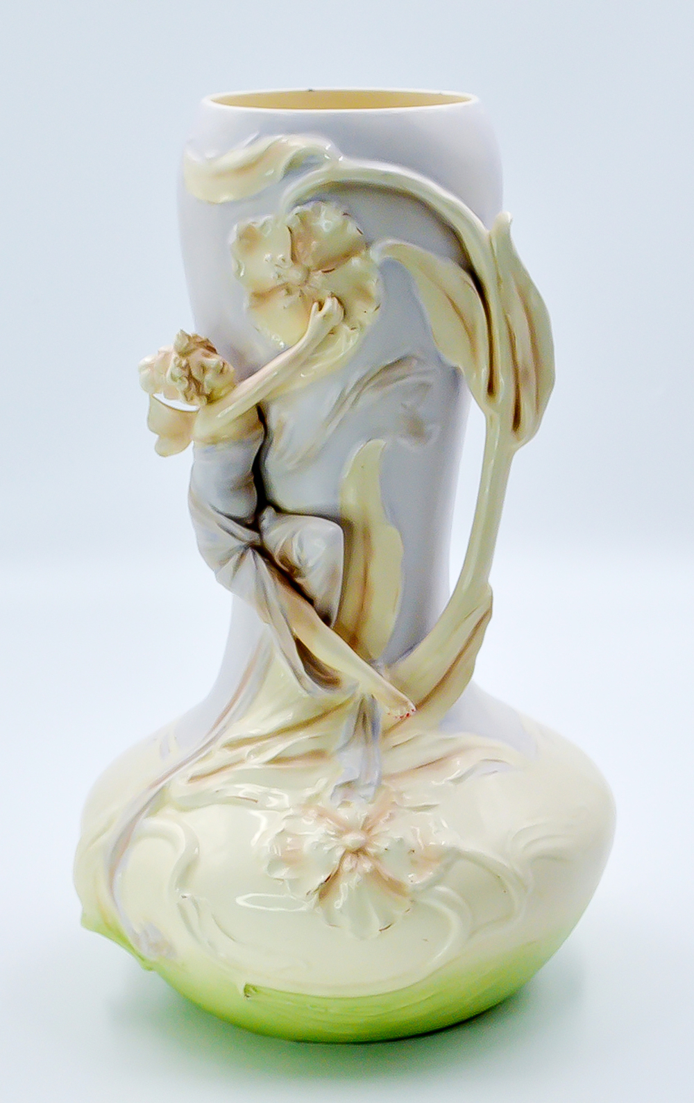 Интерьерная ваза «Фея» в стиле модерн (ар-нуво). Фарфор, ручная роспись. Нач. ХХ в.