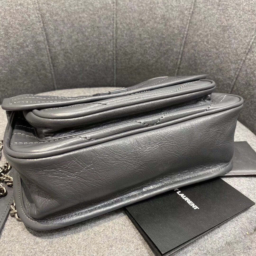 Yves Saint Laurent Niki 22 cm