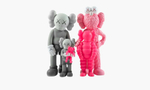 Family Vinyl Figures "Grey Pink"