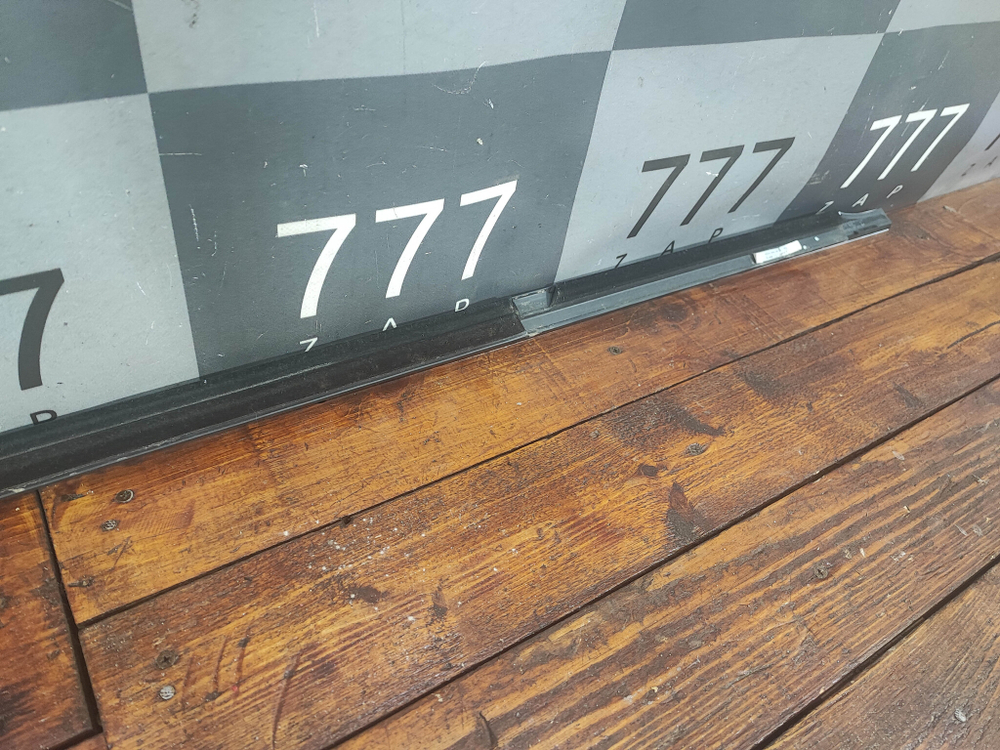 Молдинг двери задней правой Mercedes S (W222) 13-20 Б/У Оригинал A2226900980