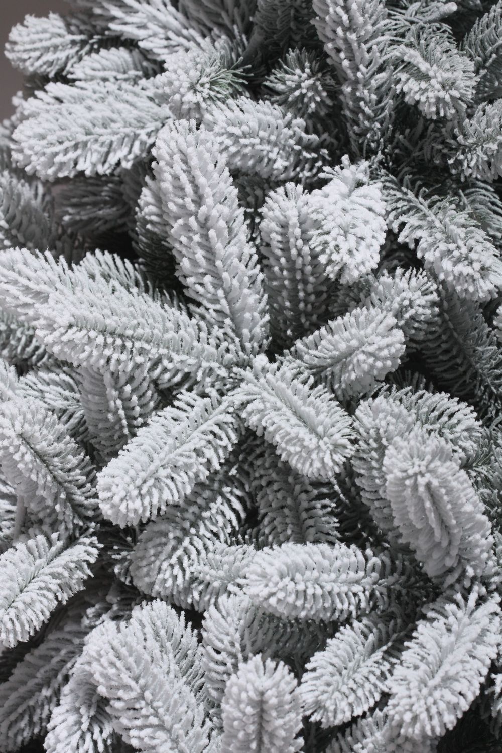 Заснеженная елка «Русская Императрица» (Литая хвоя) 250 см / 2,5 м