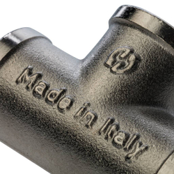 Тройник ВР никелированный     3/8"