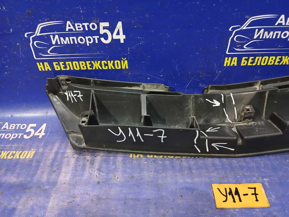 Решетка радиатора NISSAN AD 1999-2008