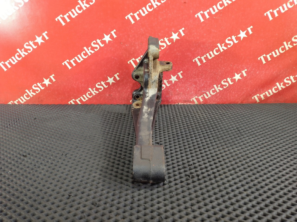 Кронштейн кабины правый 2018г.