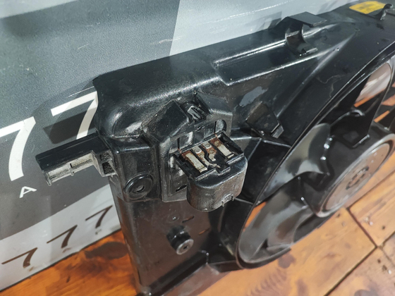 Вентилятор радиатора с диффузором Chevrolet Cruze 09-15 Б/У Оригинал 3135103785