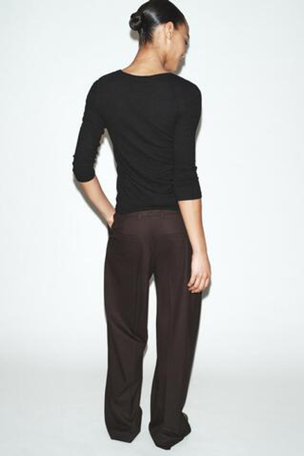 ZARA ФУТБОЛКА ИЗ ЛЬНА С ЭФФЕКТОМ ПОТЕРТОСТИ, ЧЕРНЫЙ