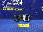Петля багажника NISSAN R’NESSA 1999