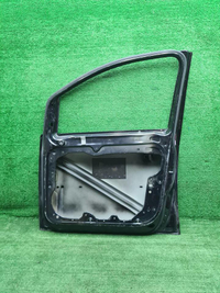 Дверь передняя правая VW Touran 1 (2003-2010)