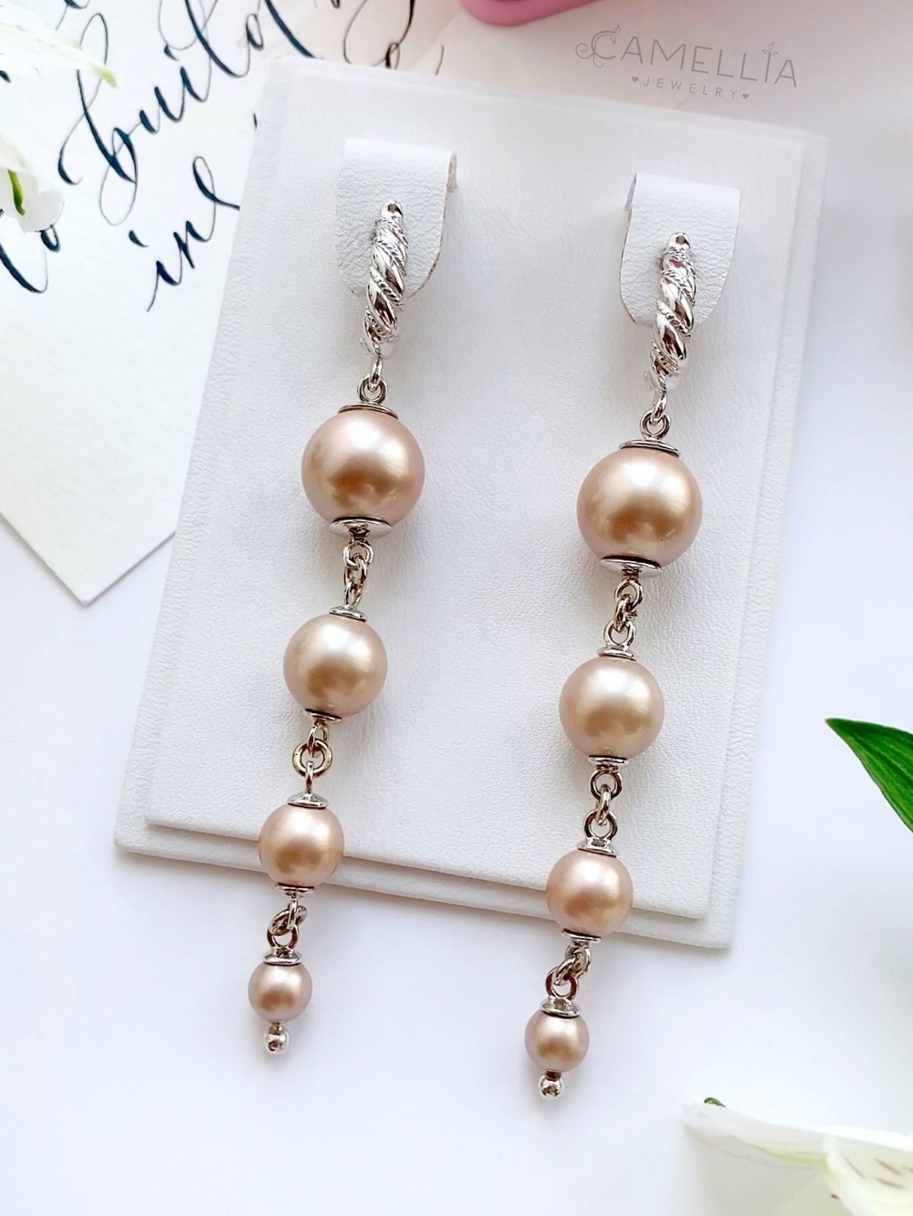 LEFIREL' Серьги серебряные женские "Charm" с жемчугом Swarovski / ювелирные украшения из родированного серебра 925