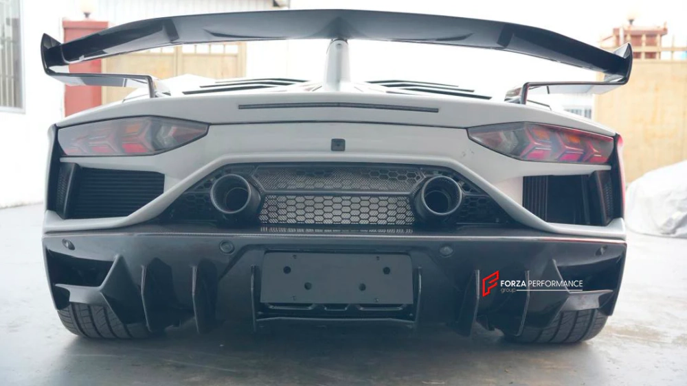 Карбоновый обвес переделка в LP770 SVJ для LAMBORGHINI AVENTADOR LP700 / LP720 / LP750 Ламборгини