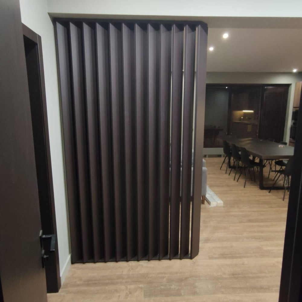 Декоративная реечная перегородка