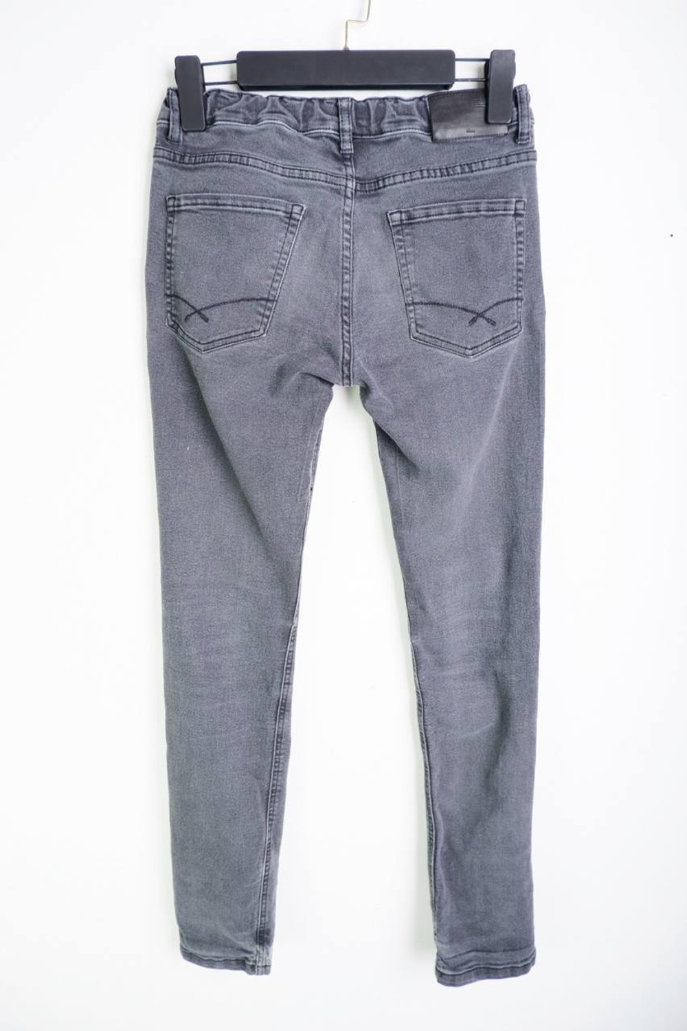 Джинсы Ostin для модного образа, визуально на 14/15 лет