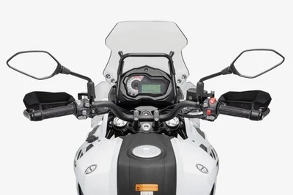 Мотоцикл Benelli TRK 502 X