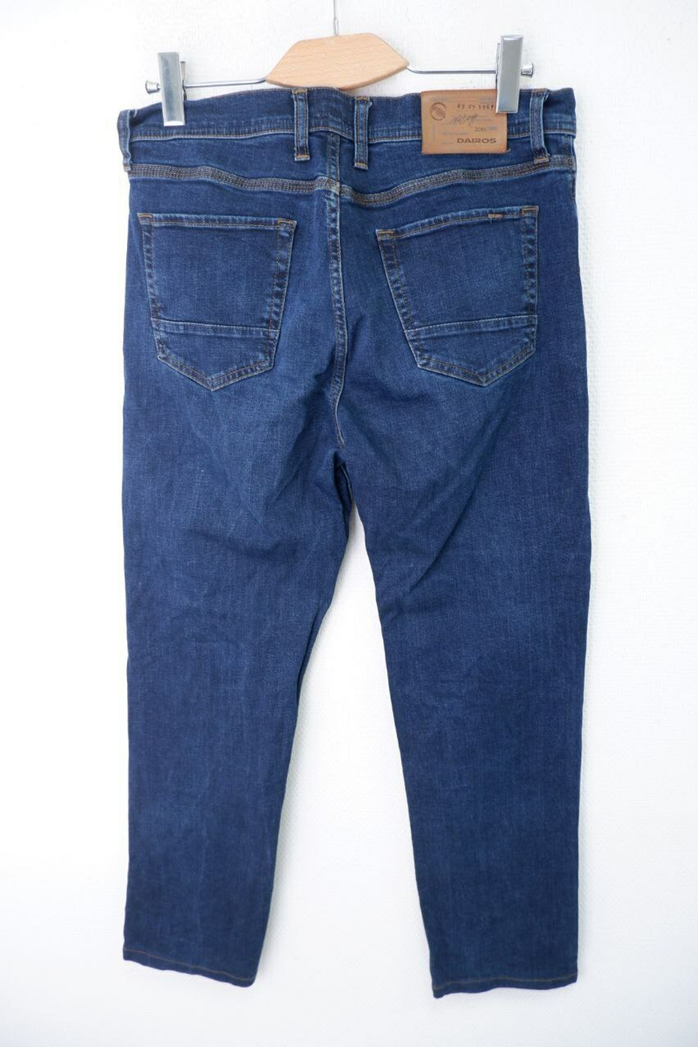 Джинсы Dairos базовые 48 размер