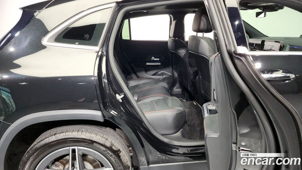 Mercedes-Benz GLA-Class H247 GLA250 4MATIC (09.2020)